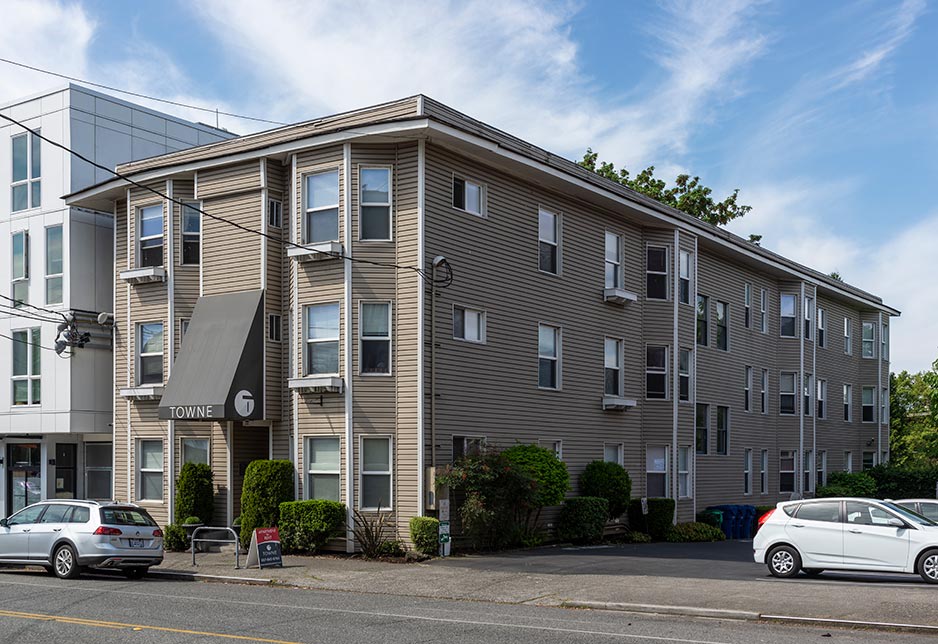 Towne Apartments Image 7
