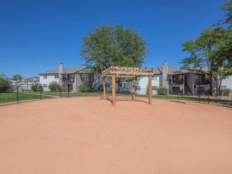 Ironwood at Palmer Park Apartments Image 22