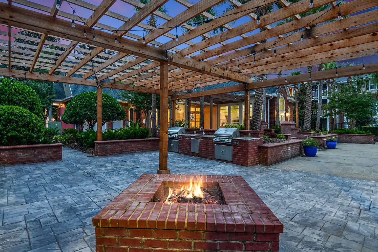 54 Magnolia Image 27