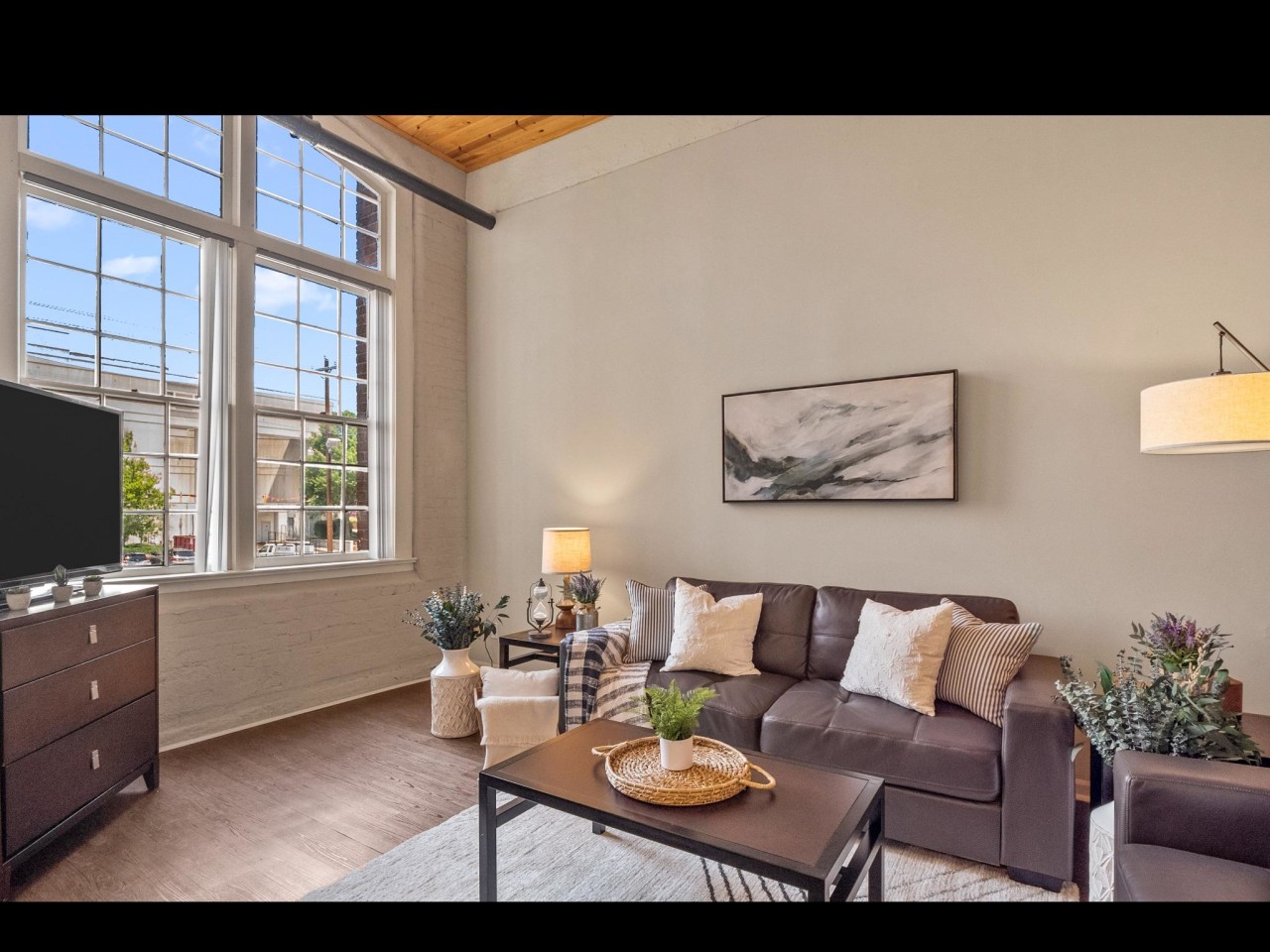 Student Housing - Yugo Columbia Lofts Image 32