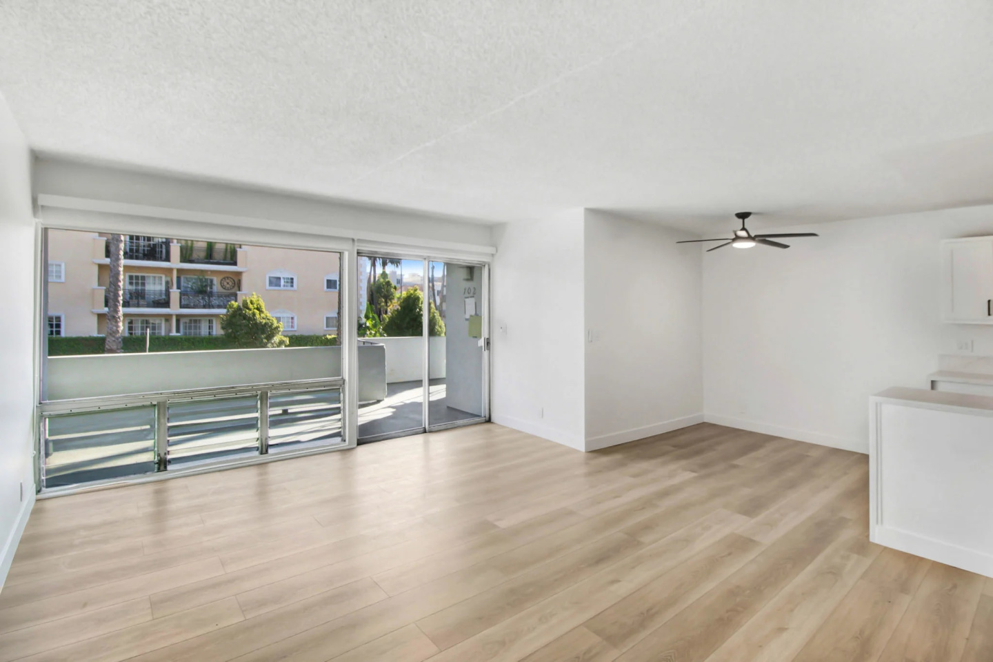 401 Washington Apartments Image 1