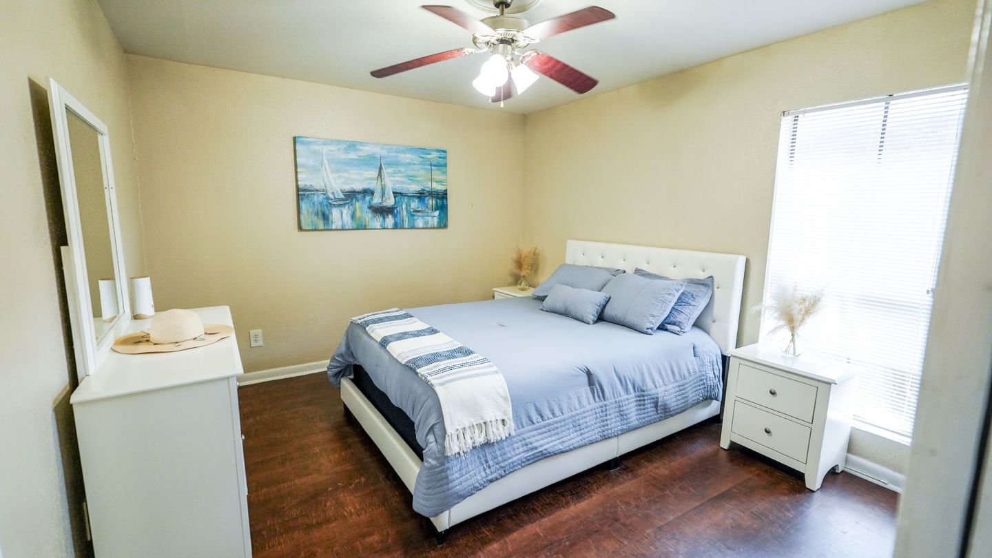 Pecan Square Village on Cranbrook Image 2