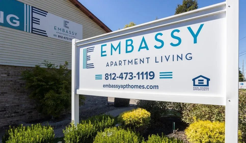 Embassy Apartments Image 12