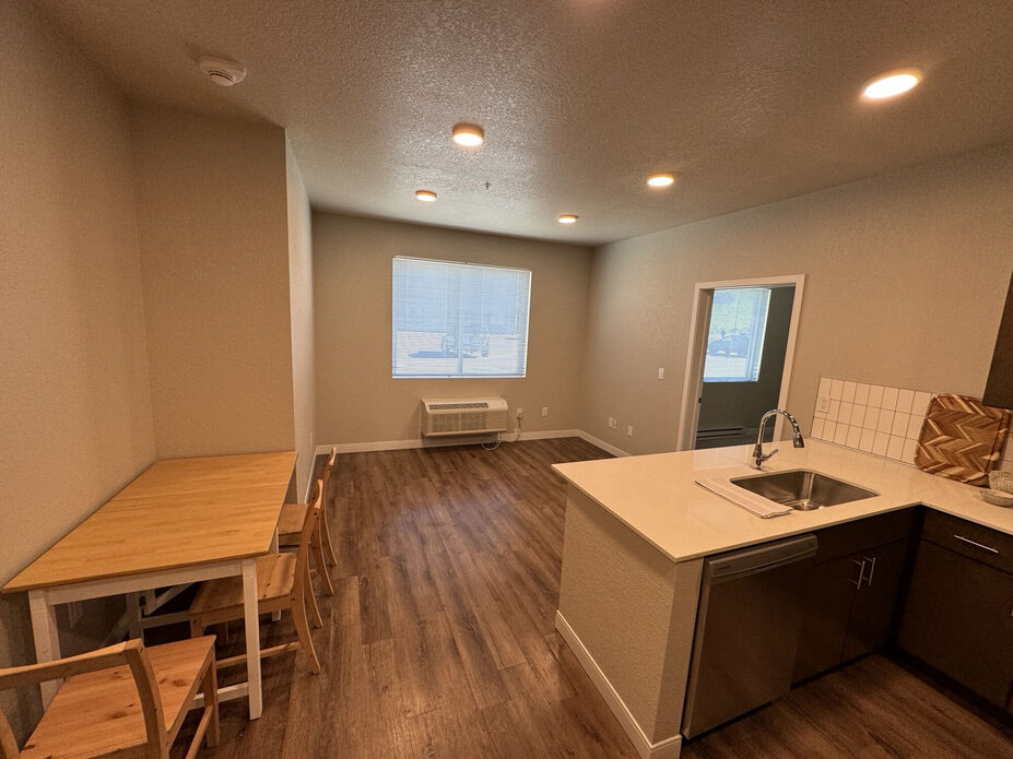 Sunlight Crossing - Affordable Housing Image 7