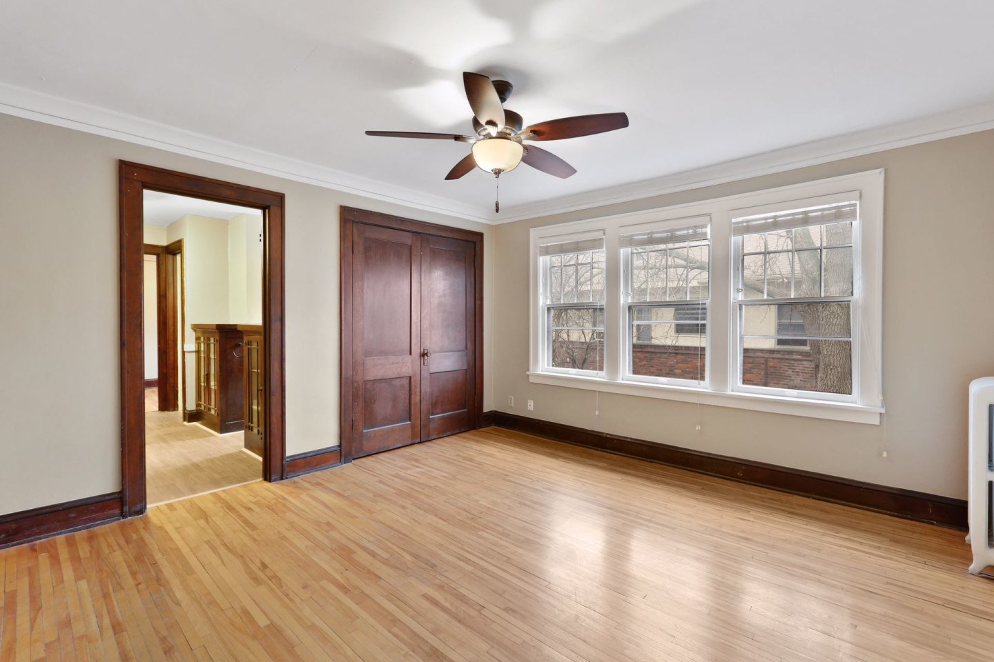 1598 Charles Avenue Image 18