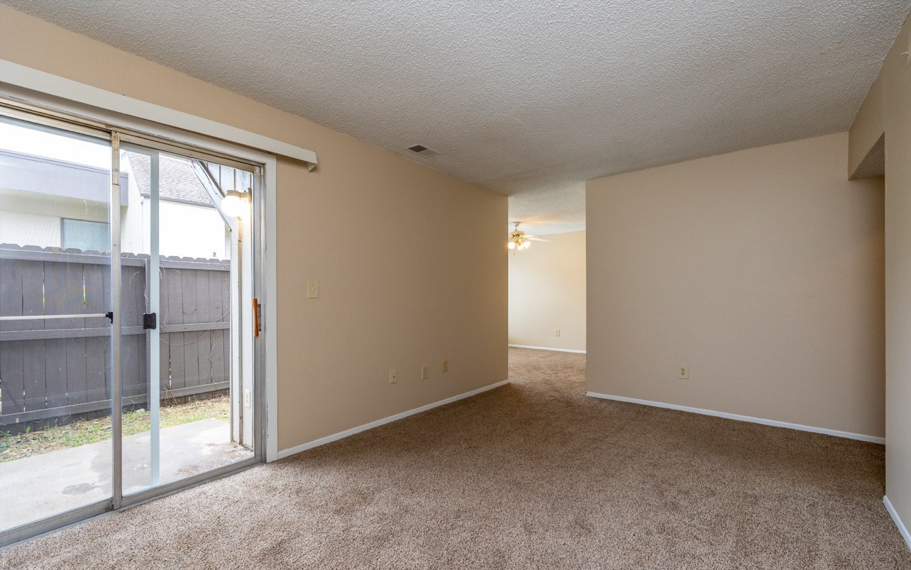 Emerald Hills Apartments Image 14
