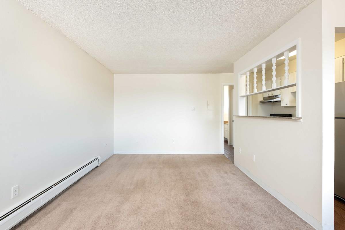 Meridian Garden Apartments Image 16