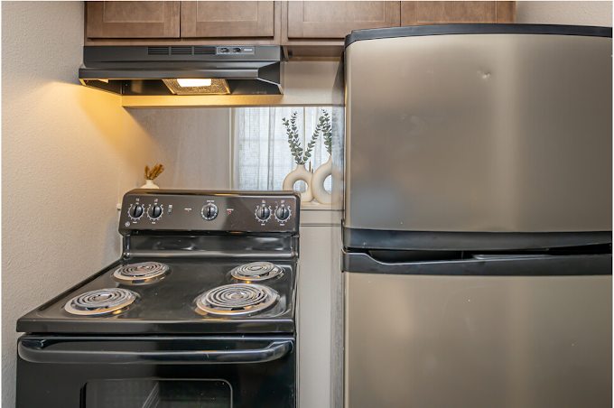 Satsuma Village Apartments Image 2