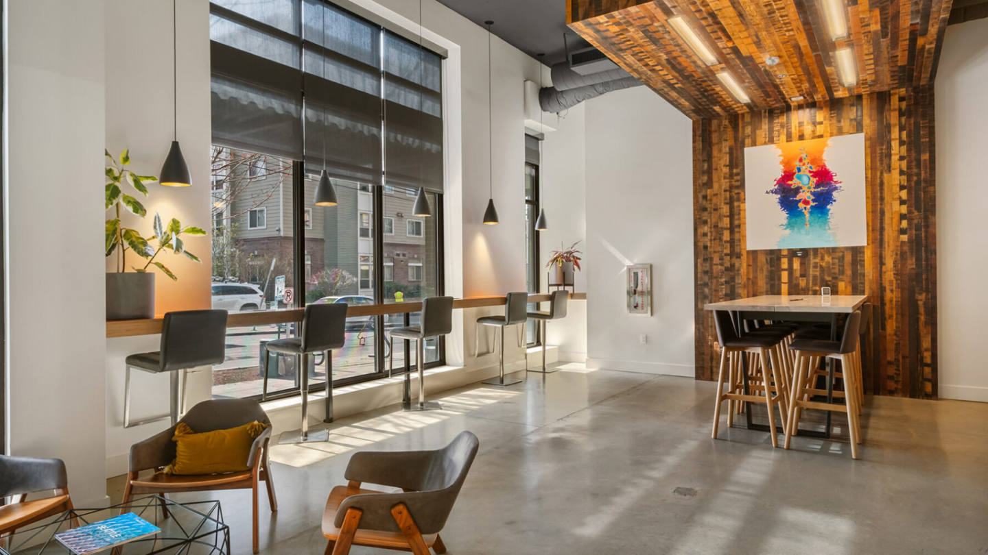 101 Broadway Image 6