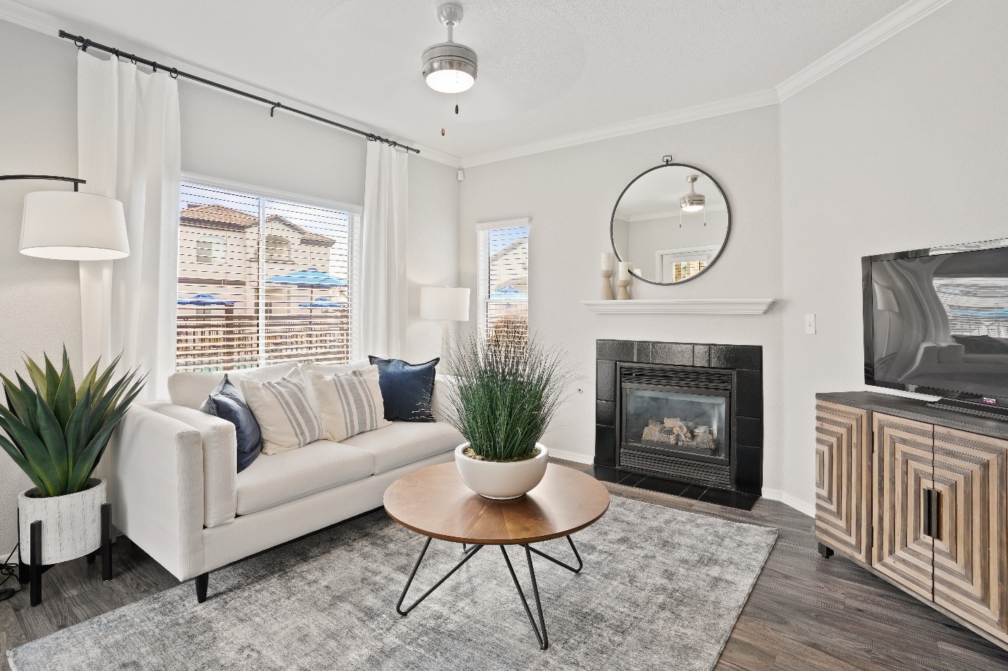 Broadstone Heights Image 1