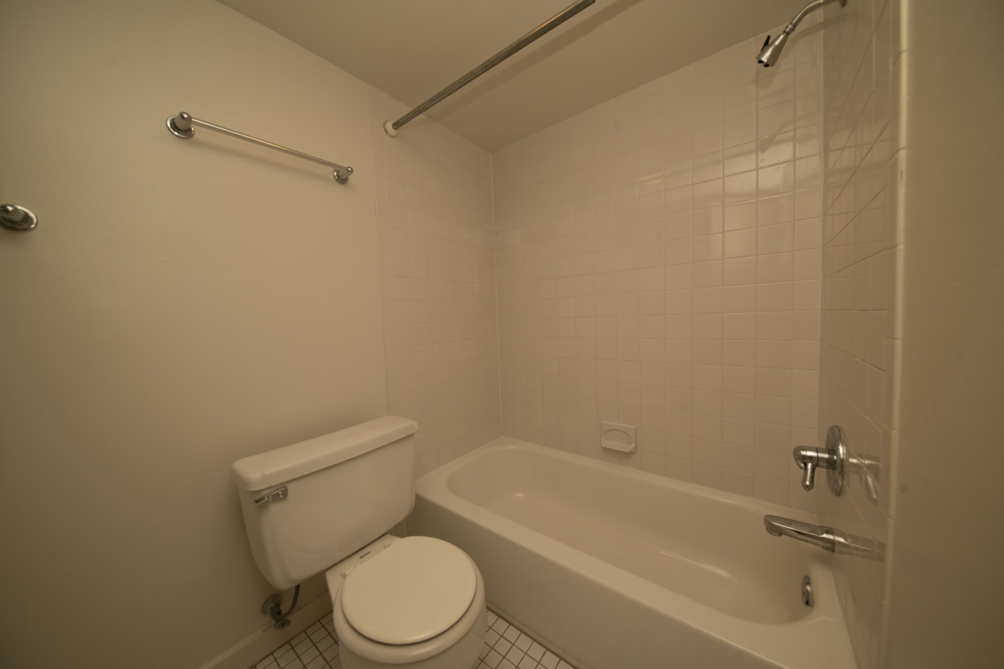 Waterfront Apartments Image 49