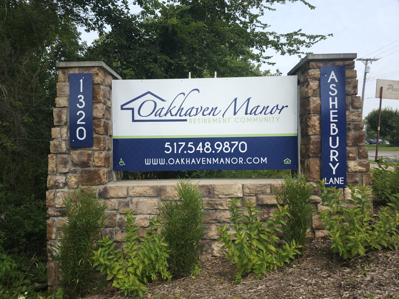 Oakhaven Manor - Senior Living Image 49