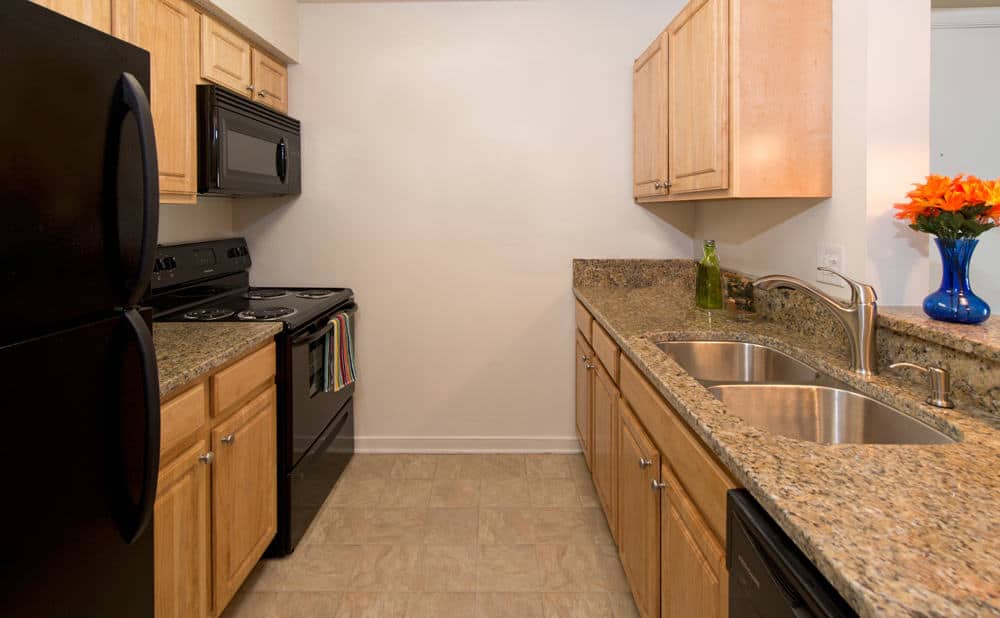 Sherwood Apartment Homes Image 4