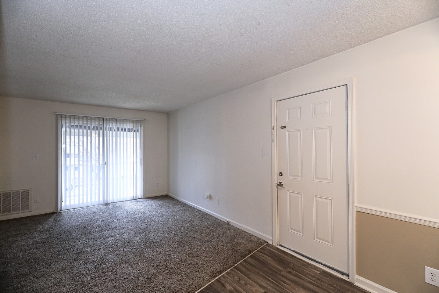 The Morehead Apartments Homes Image 23