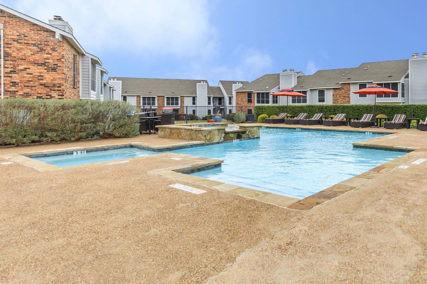 Nova Park Apartment Homes Image 4