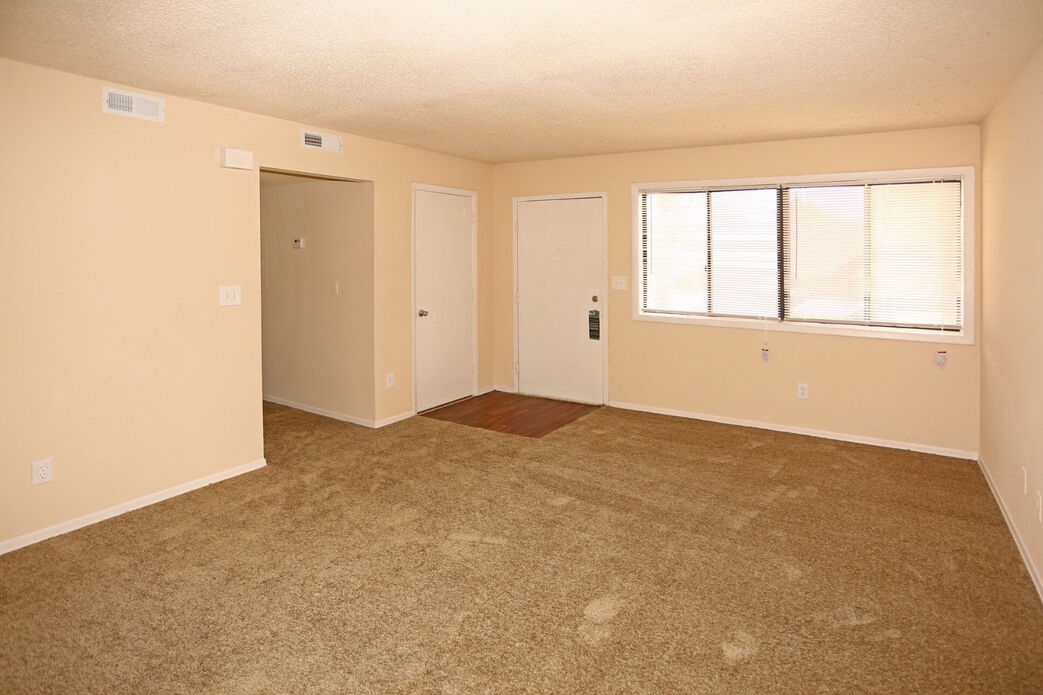 Creekside Place Apartments Image 2