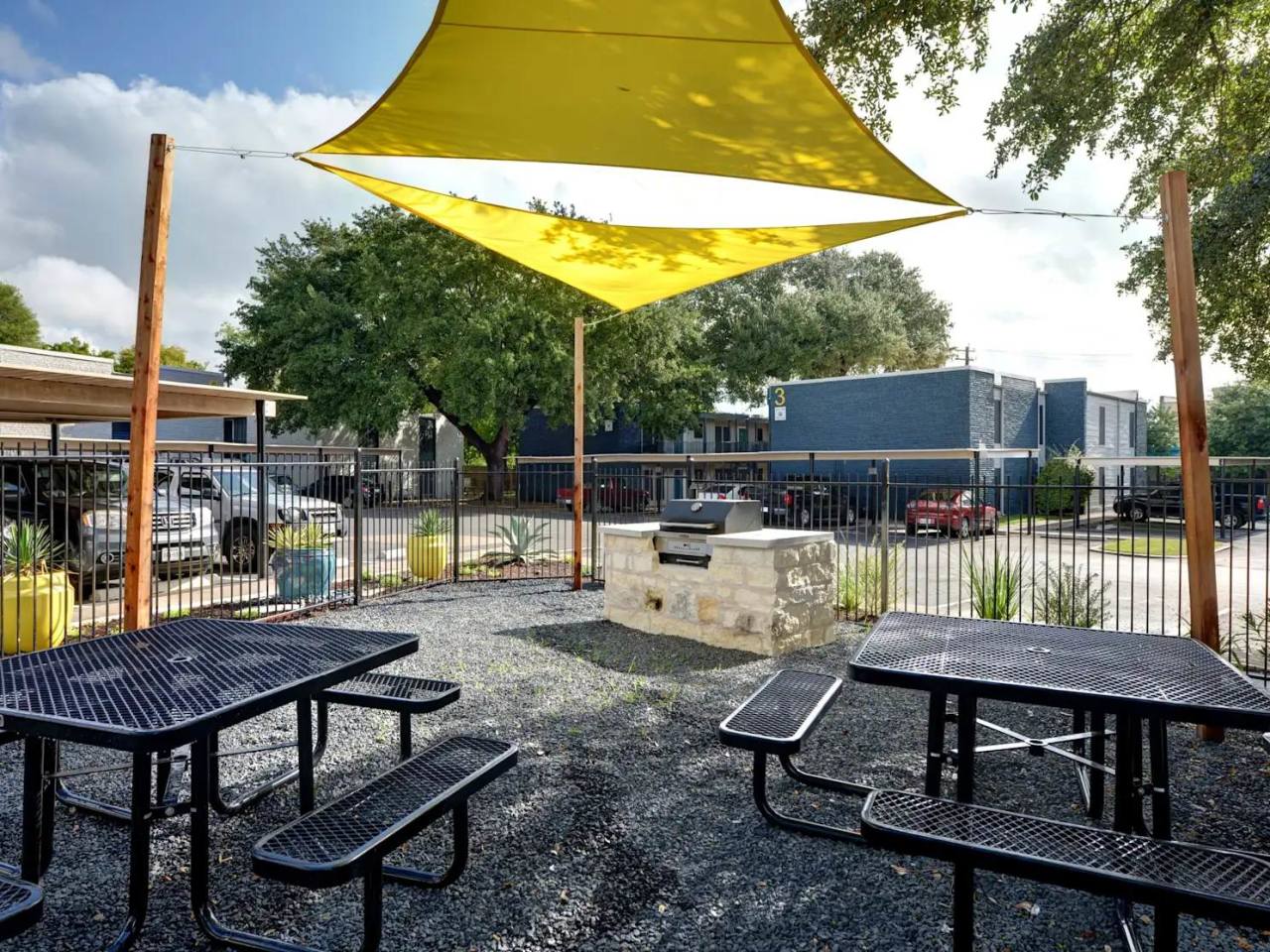 Azure Apartment Homes Image 8