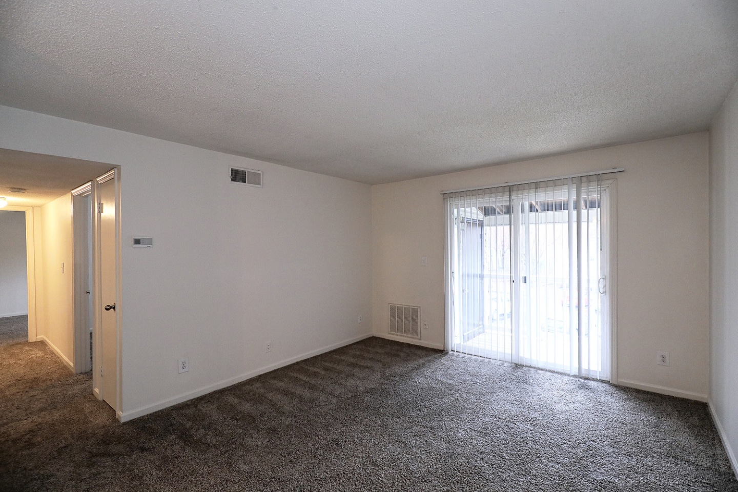 The Morehead Apartments Homes Image 19