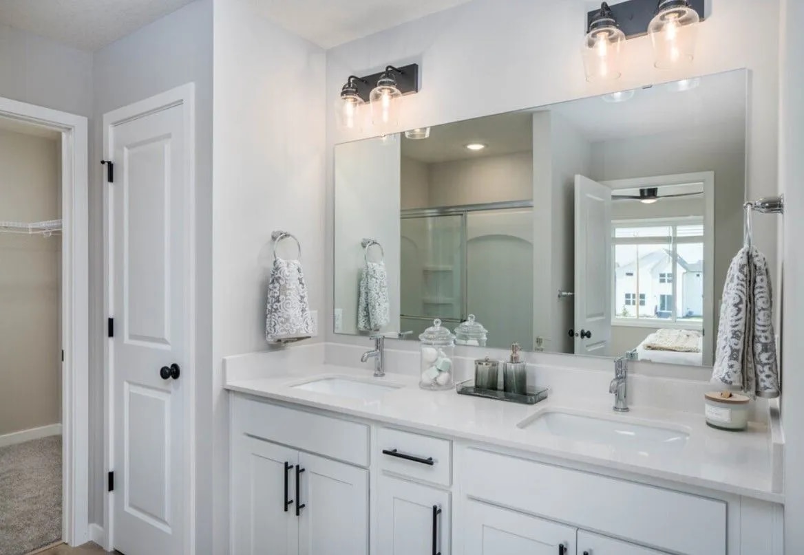 Acclaim of Woodbury Image 9