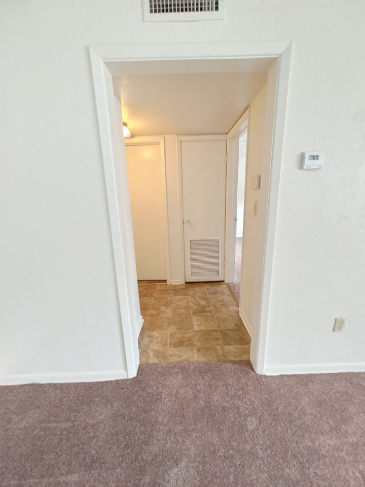 St. Croix Apartments Image 6
