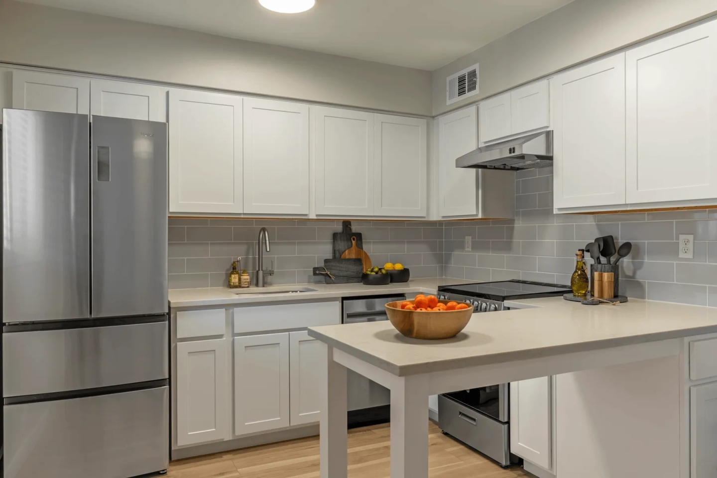 Antilles Apartments Image 2