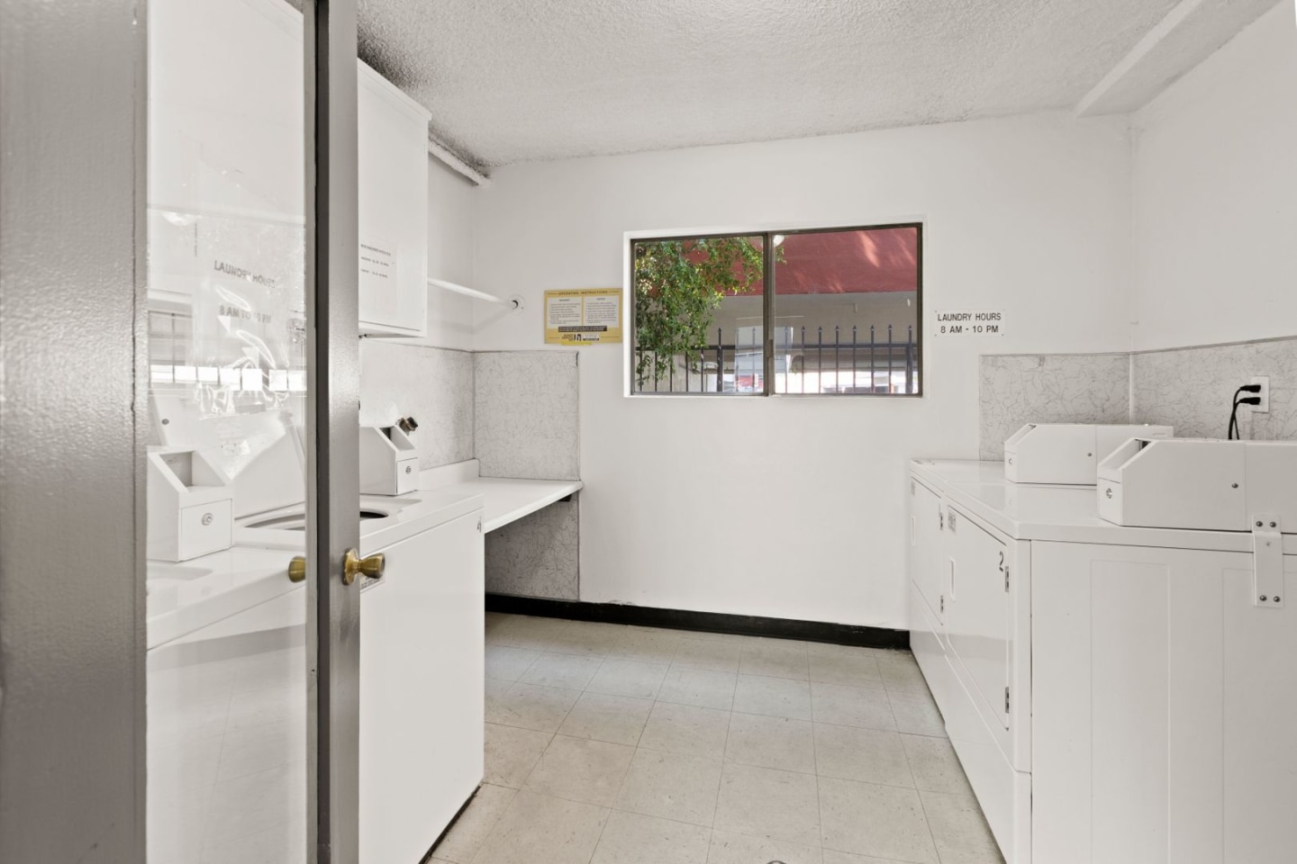 5132 White Oak Image 1