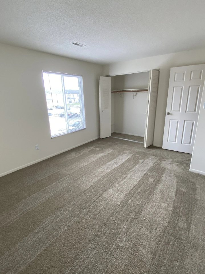 Village Square Apartments Image 5