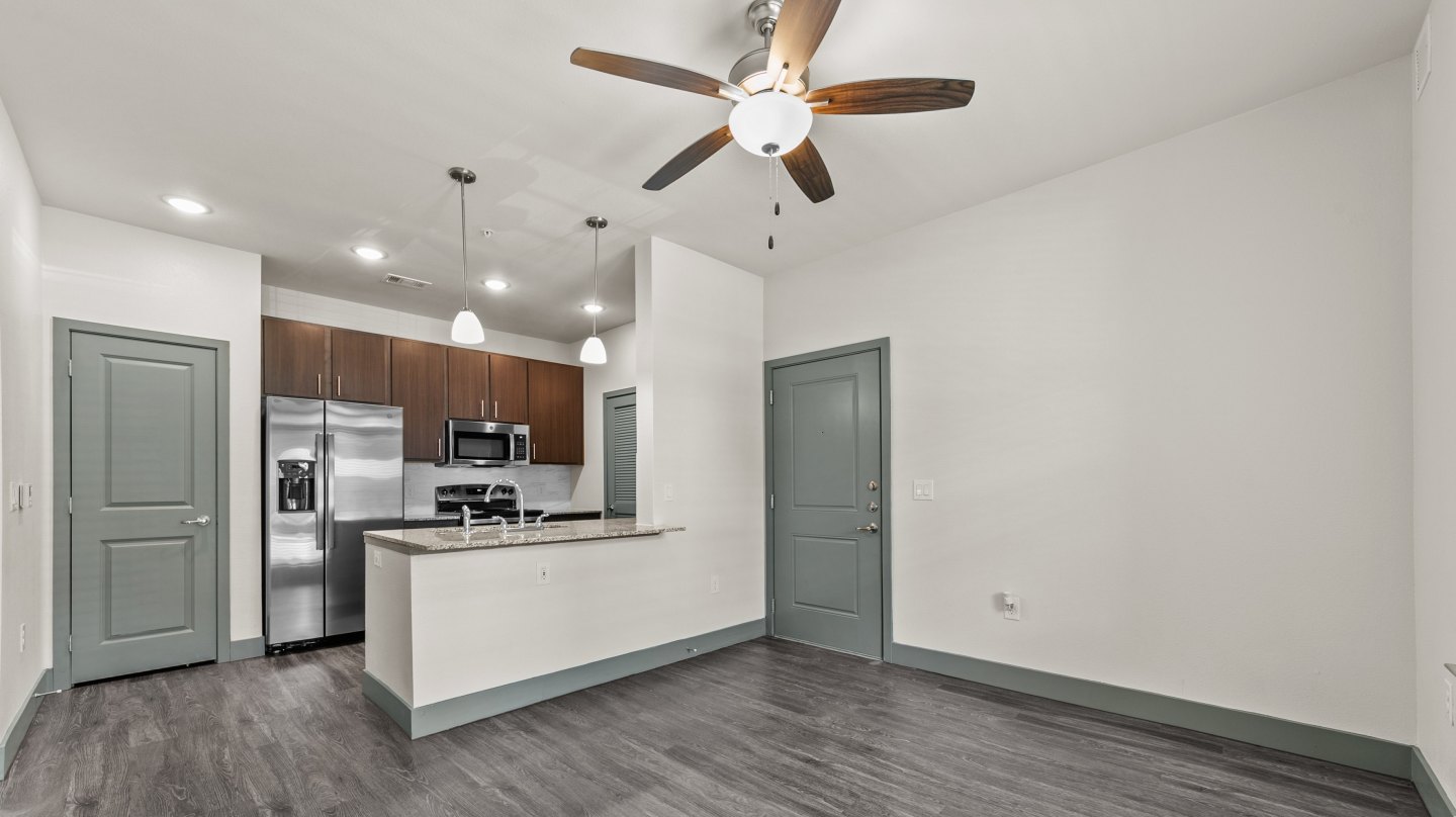 Cross Timbers Apartments Image 4