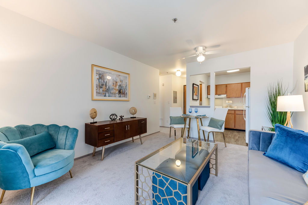 Senior Living - Porthaven Manor Image 1