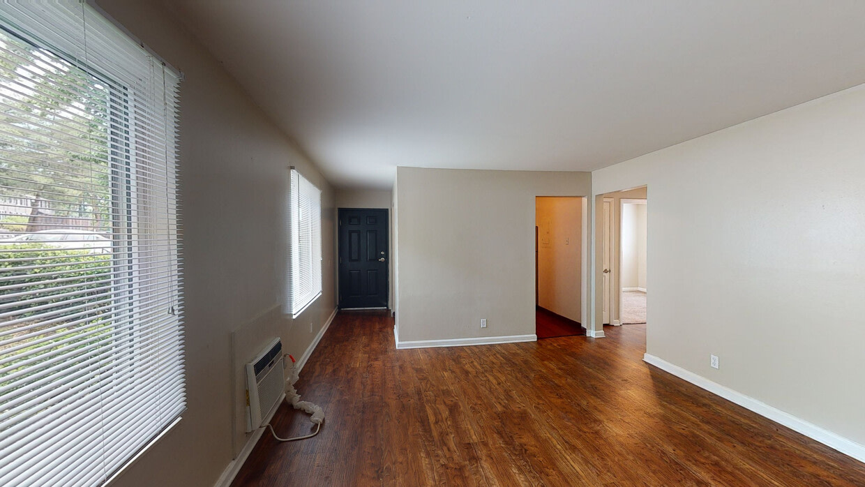 Richland Hills Image 12