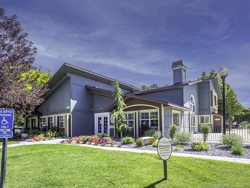 Mountain Shadows Apartments Image 17