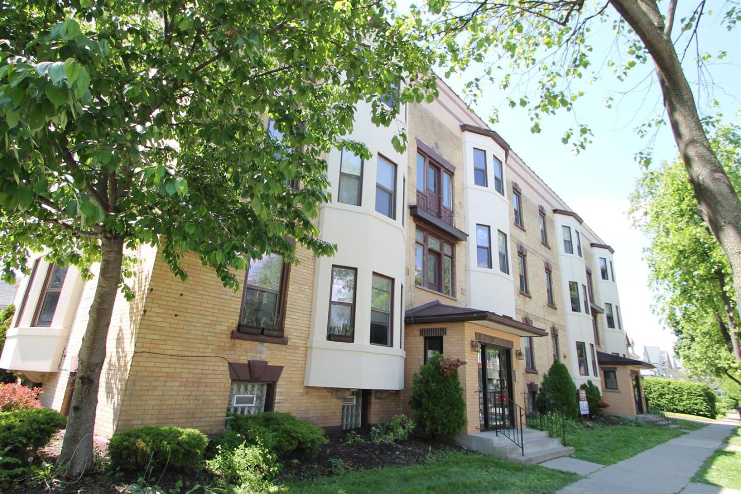 712 -718 Ashland Image 6