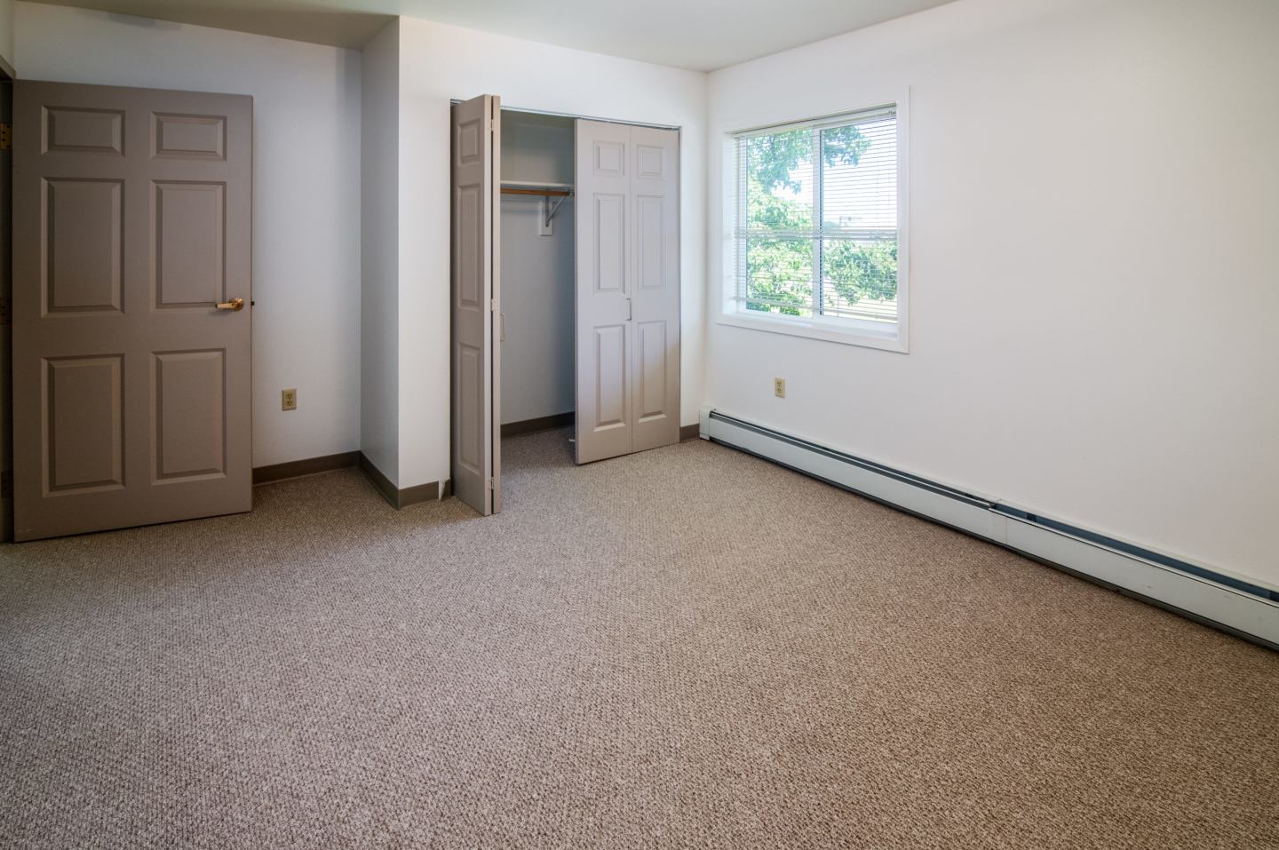 Glenwood Apartments - Senior Housing Image 7
