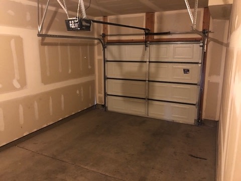 Wilshire Place Apartments Image 37