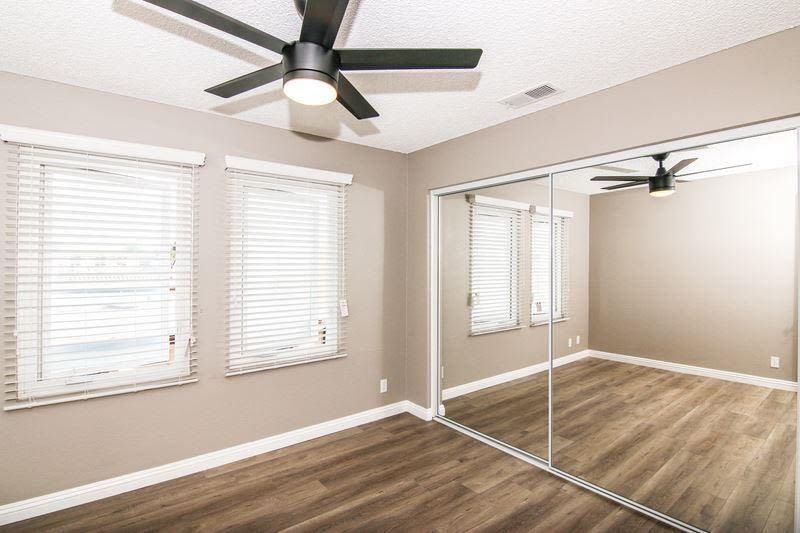 638 W Imperial Avenue Image 5