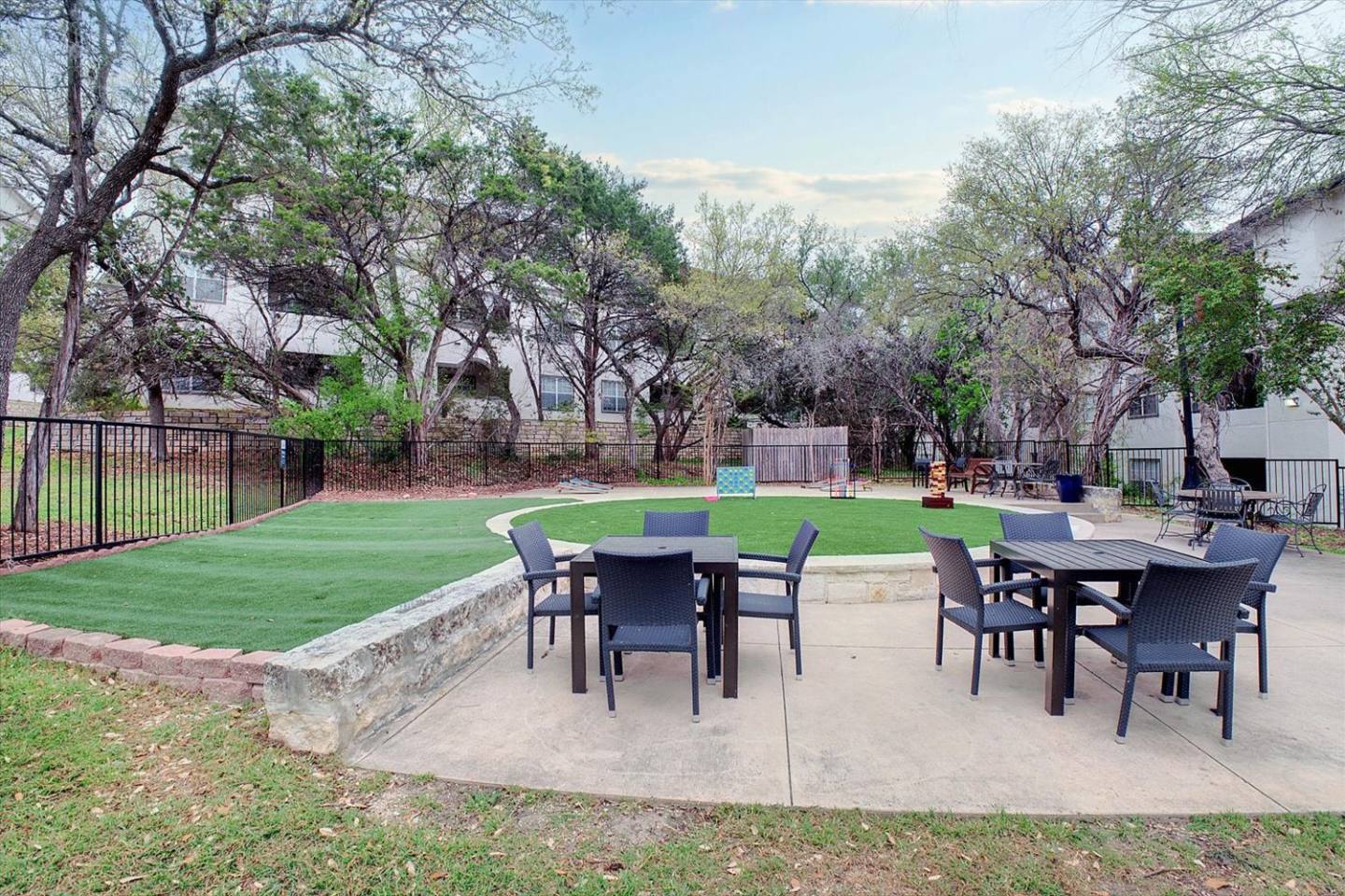 Vineyard Springs Image 9
