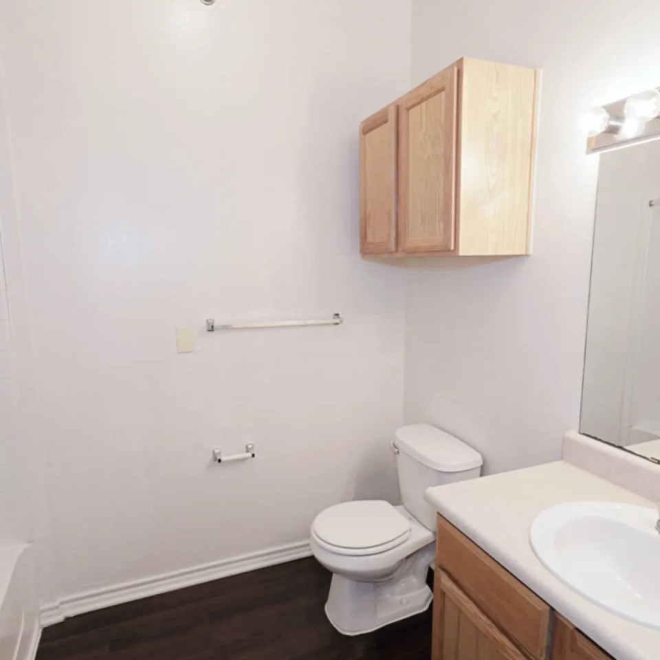 Oak Timbers Senior Housing Image 33