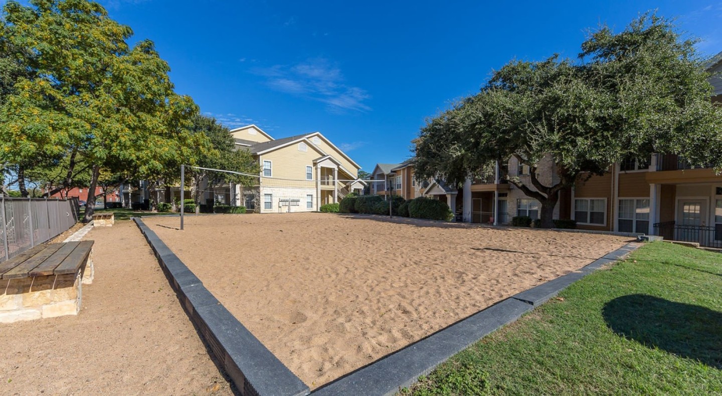 Rocking Horse Ranch Image 8