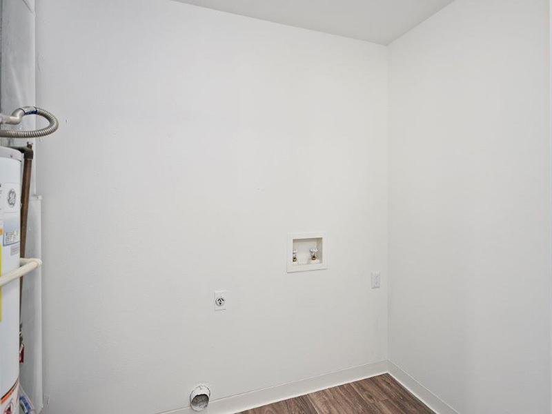 Cedar Square Image 20
