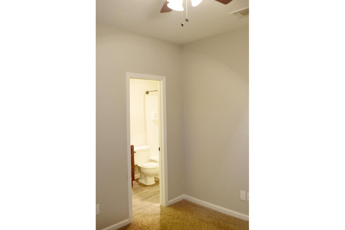 Bluff Springs Townhomes Image 83