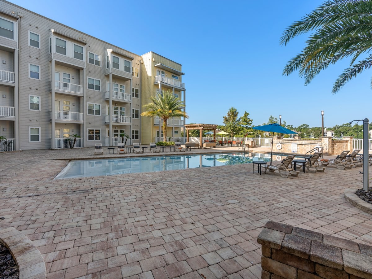 Lake Lofts at Deerwood Image 41