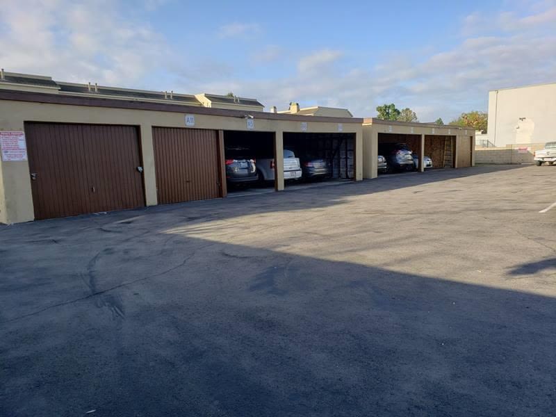 291 Avocado Street Image 4