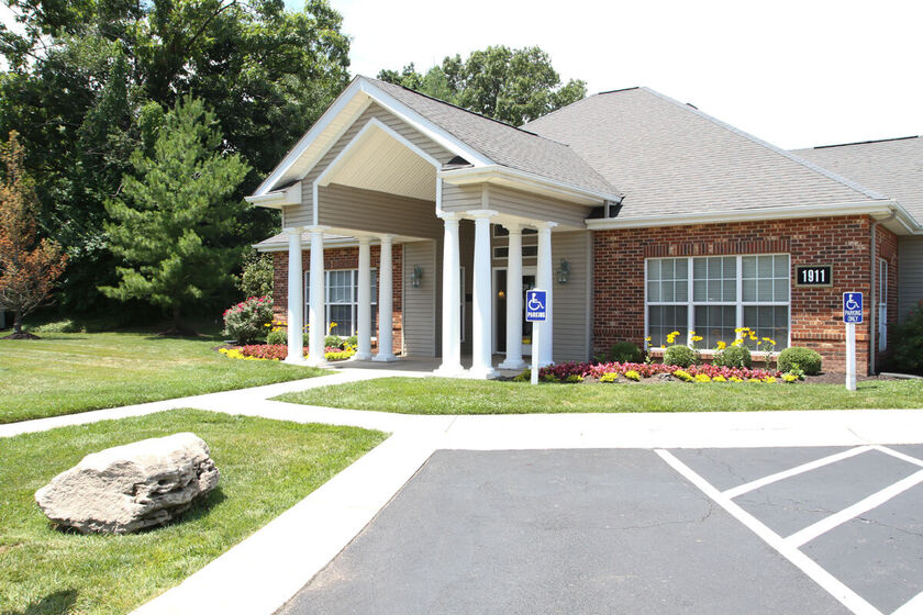 Walden Pond Apartments Image 17