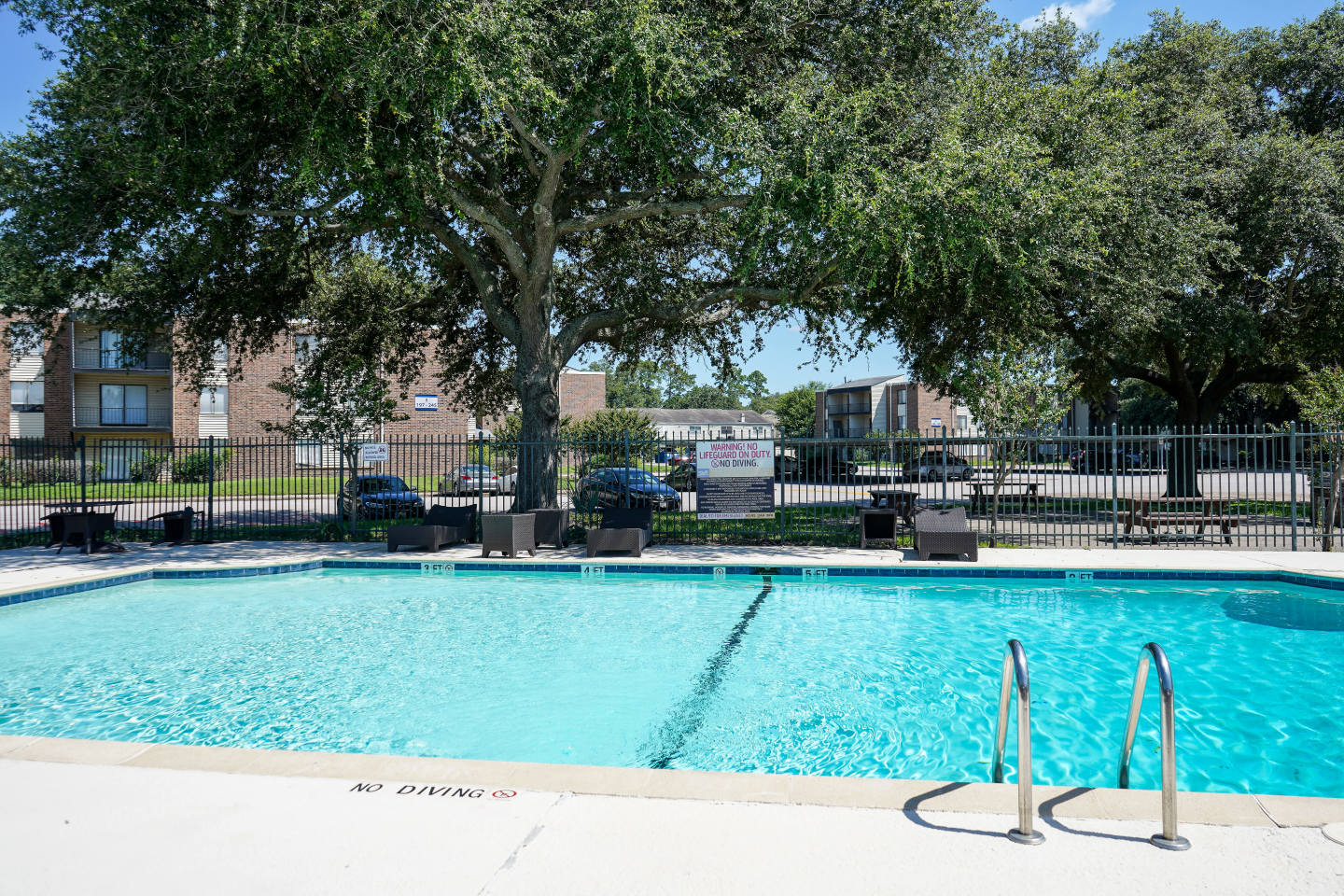 Glen Oaks Image 3