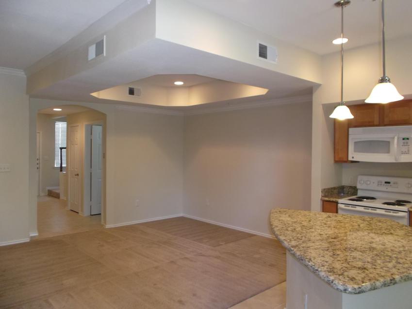 Spicewood Crossing Image 4