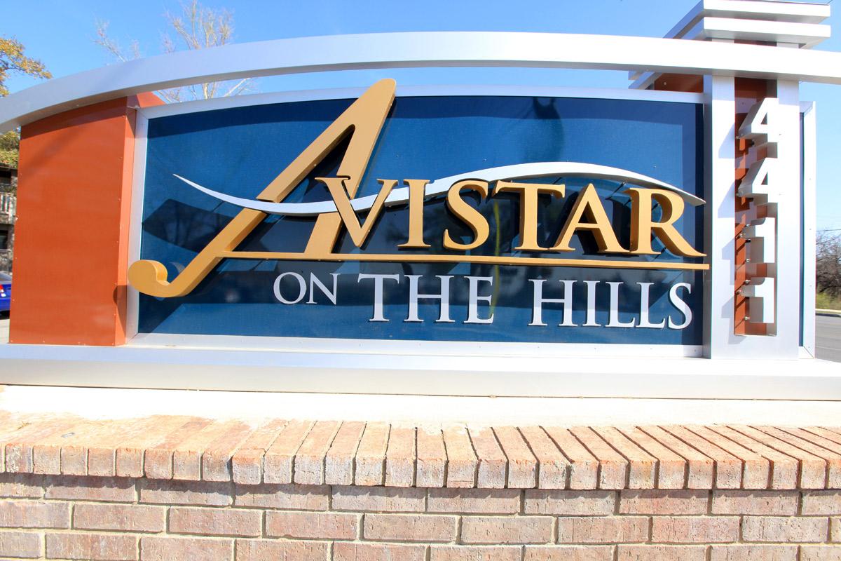 Avistar on the Hills Image 15