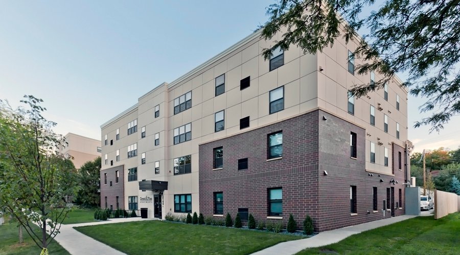 West Grand Avenue - Student Housing Image 19