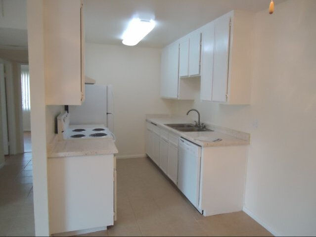 East Bradley Village Image 1