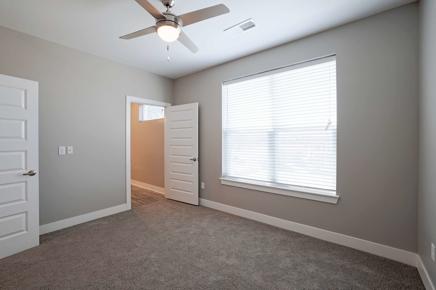 Bonavia Luxury Apartments Image 12