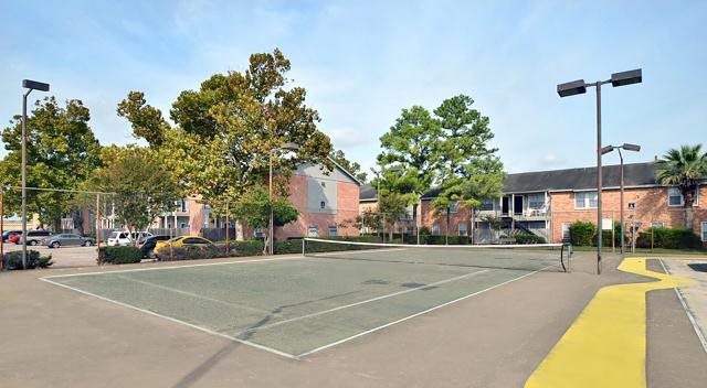 Arbors at Town Square Image 14